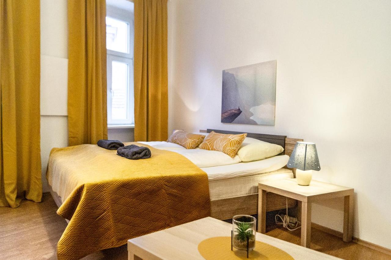 Economy 1Br Apartment Well Connected To The Whole City Вена Экстерьер фото